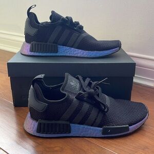 Adidas Men’s NMD R1 Sneaker, Black, Size 7.5